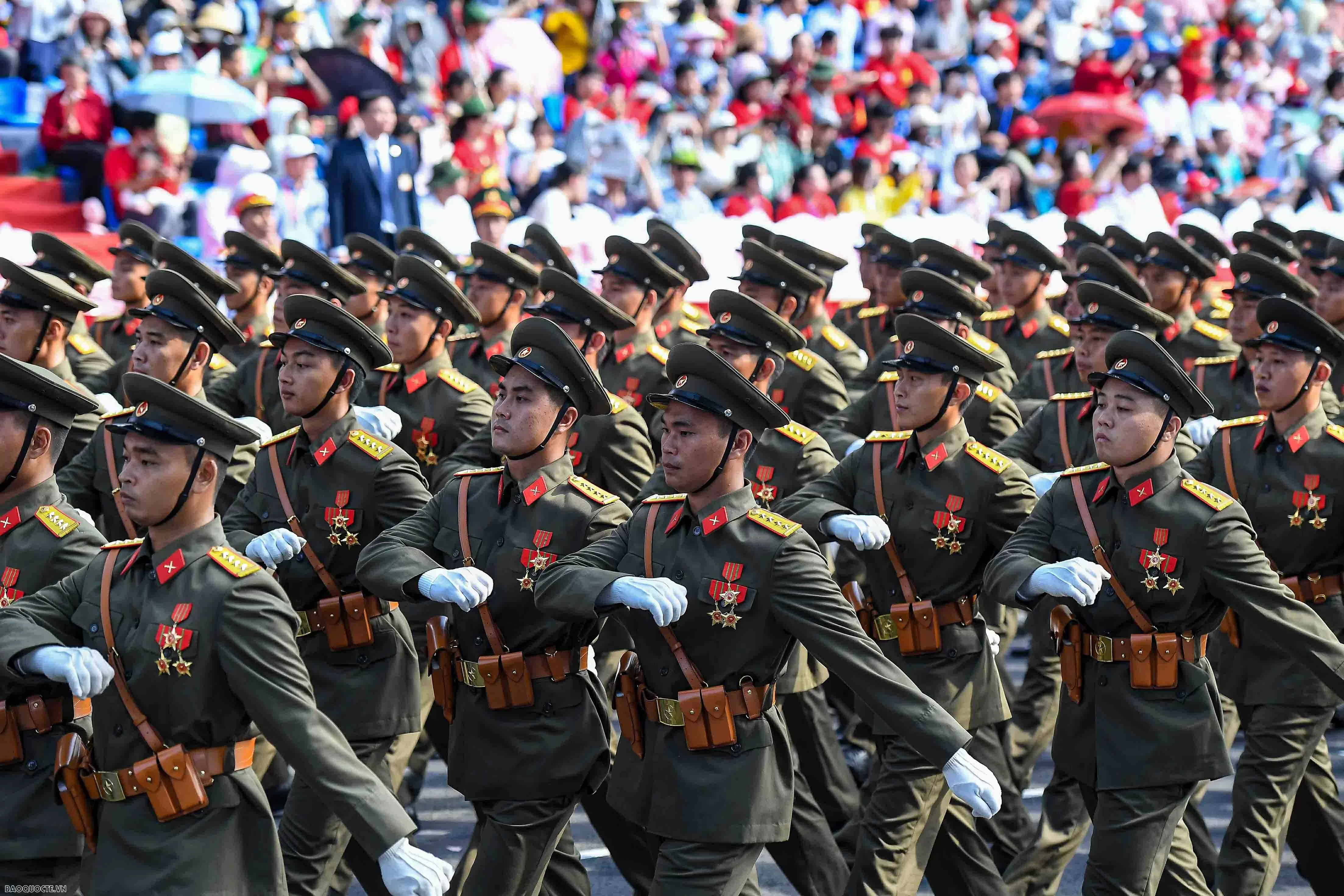 Full-dress rehearsal for grand parade marking 50th reunification anniversary held in Ho Chi Minh City