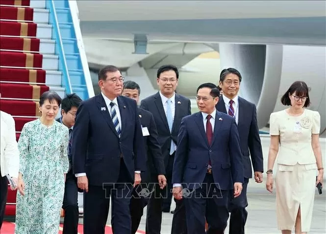 Japanese Prime Minister Ishiba Shiregu begins official visit to Vietnam Japanese Prime Minister Ishiba Shiregu begins official visit to Vietnam