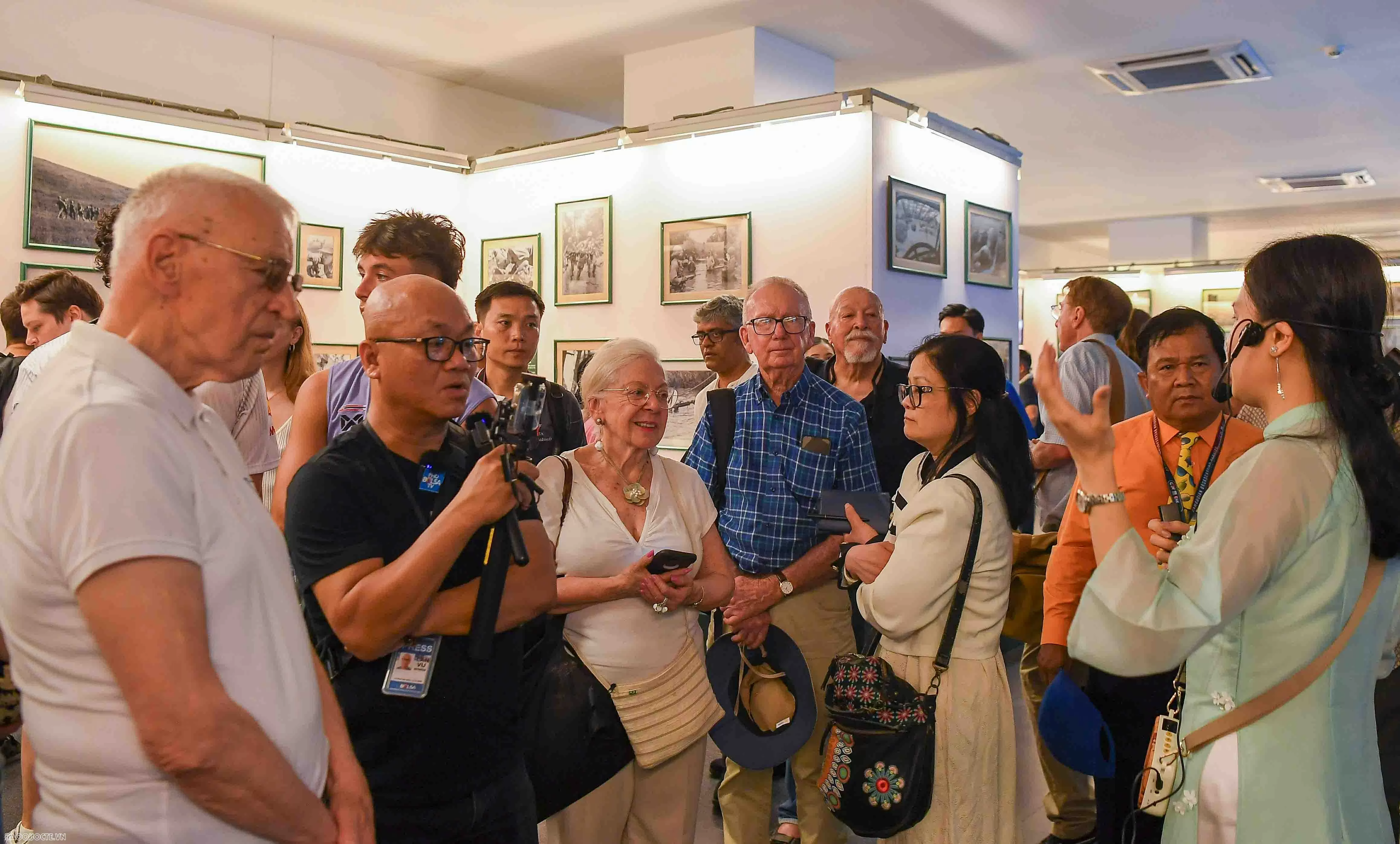 50th Anniversary of National Reunification: Reunion of American and Vietnamese war correspondents