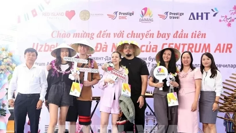 Da Nang International Airport welcomes passengers on direct air route from Uzbekistan