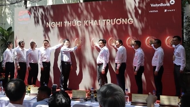 Nearly 800 domestic, int'l journalists to cover 50th anniversary of national reunification: Press Centre