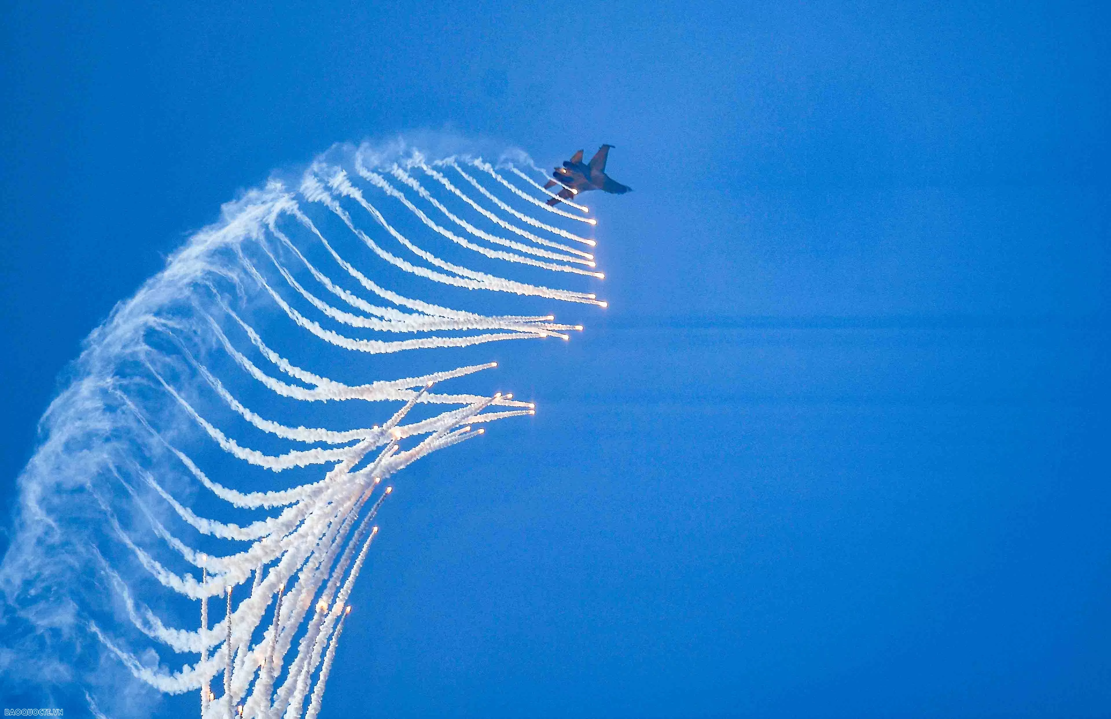 50 years of national reunification: Commemorative ceremony and grand parade 50 years of national reunification: Commemorative ceremony and grand parade