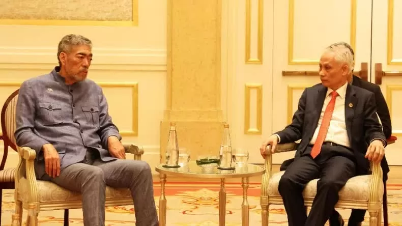 Đồng chí Lê Hoài Trung tiếp đồng chí Miguel Mejia, Tổng Bí thư Đảng Phong trào Cánh tả Thống nhất (MIU), Cộng hòa Dominica. (Nguồn: TTXVN)