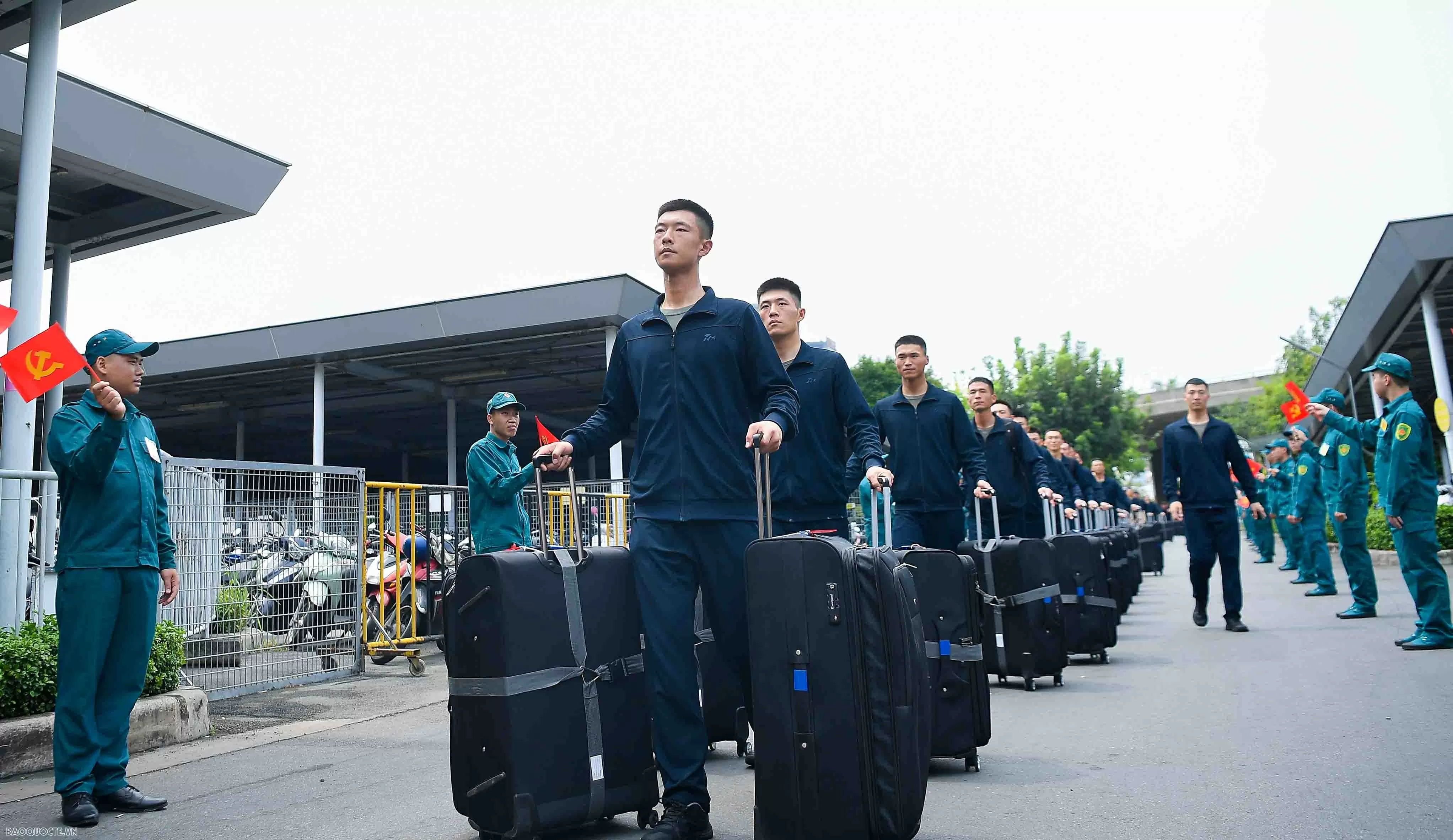 Vietnam bids farewell to Chinese, Lao and Cambodian military delegations after completing parade mission