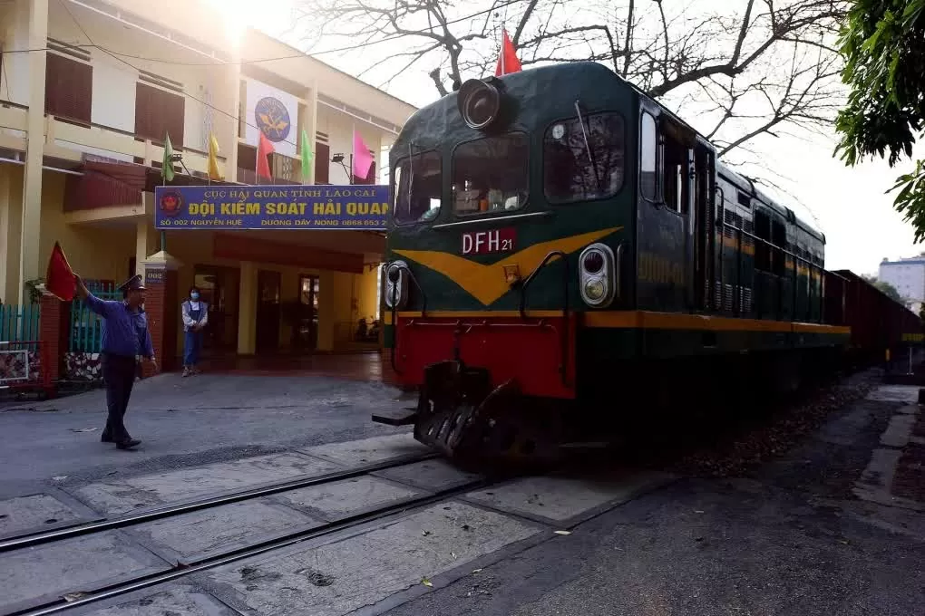 PM Pham Minh Chinh orders fast-track construction of Lao Cai - Hanoi - Hai Phong railway Prime Minister Pham Minh Chinh orders fast-track construction of Lao Cai - Hanoi - Hai Phong railway