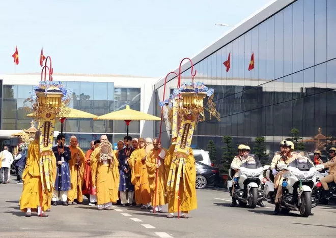 Sacred relics of the Buddha arrive in Vietnam for UN Day of Vesak