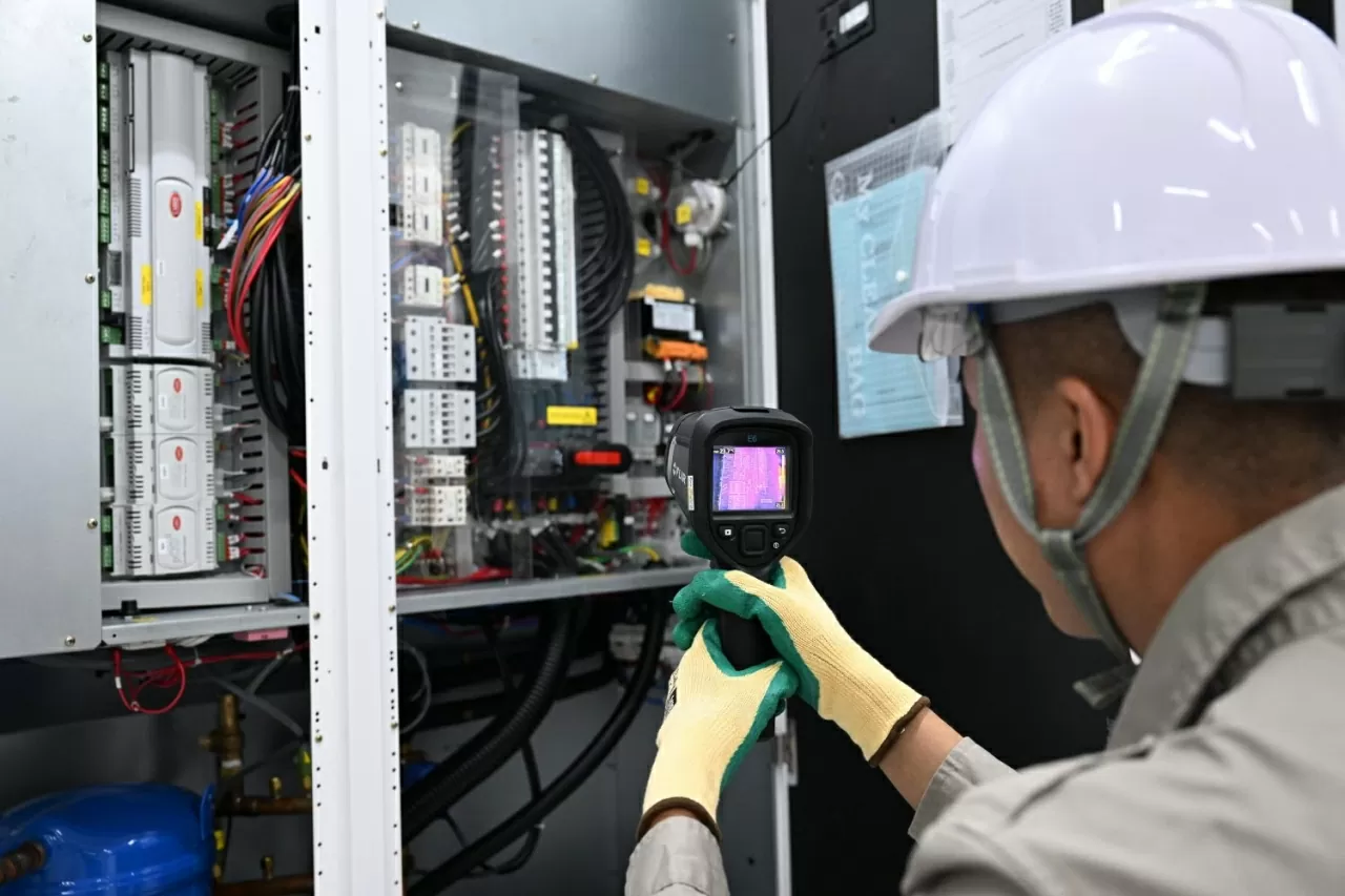 Compared to Vietnam's existing submarine cable lines, ADC has the unique feature of directly connecting to all three Internet centers of the Asian region, including Singapore, Hong Kong, and Japan. (Photo: VGP/MT)