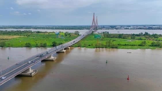 Restructured Mekong Delta provinces aim to leverage their dual strengths