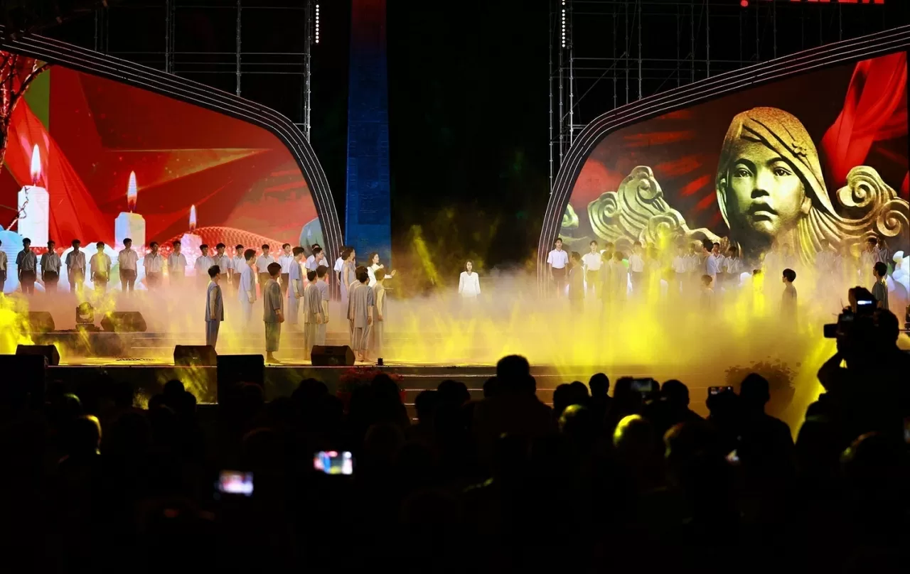 A performance at the programme on May 3 (Photo: VNA)