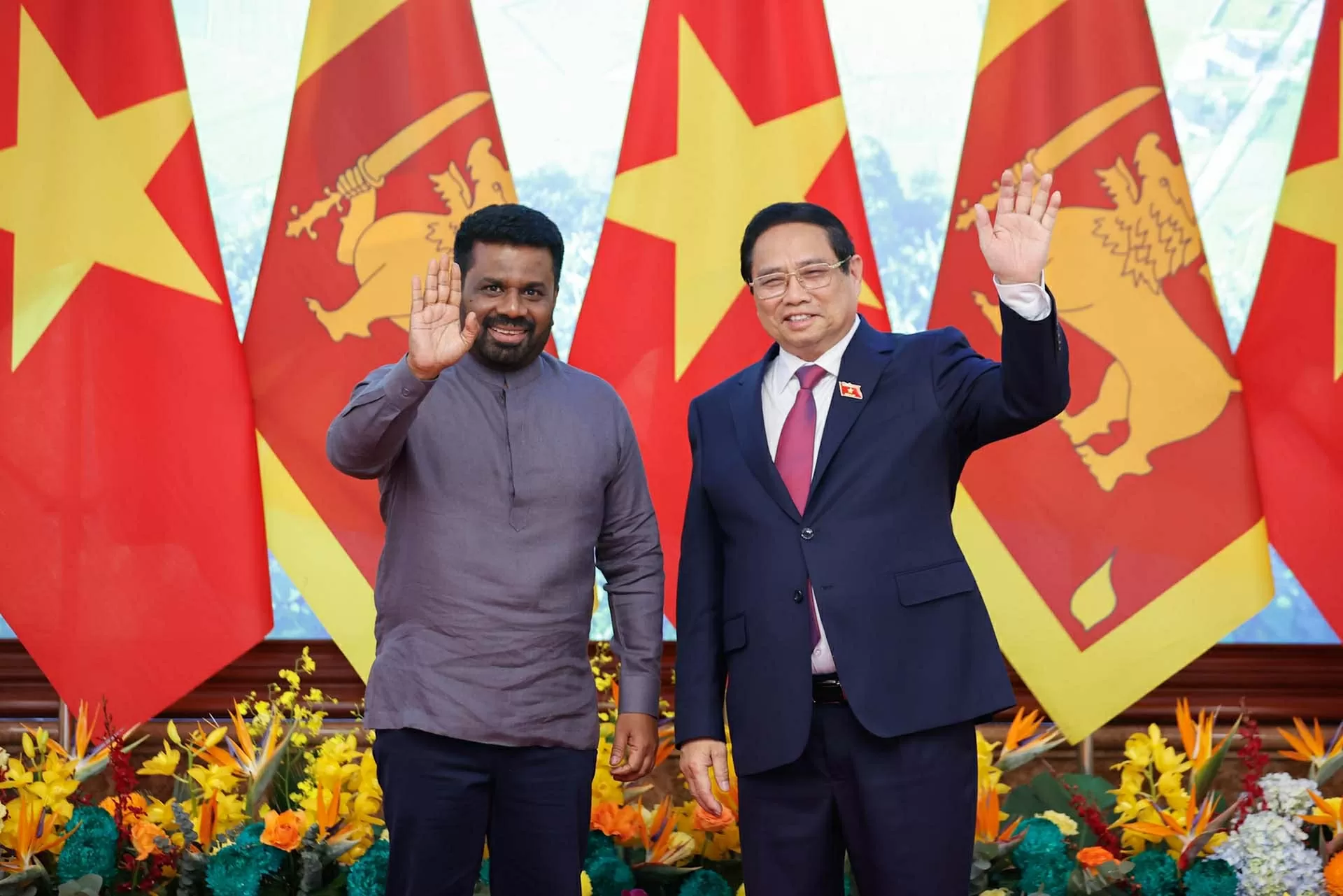 PM Pham Minh Chinh meets with Sri Lankan President Anura Kumara Dissanayaka PM Pham Minh Chinh meets with Sri Lankan President Anura Kumara Dissanayaka
