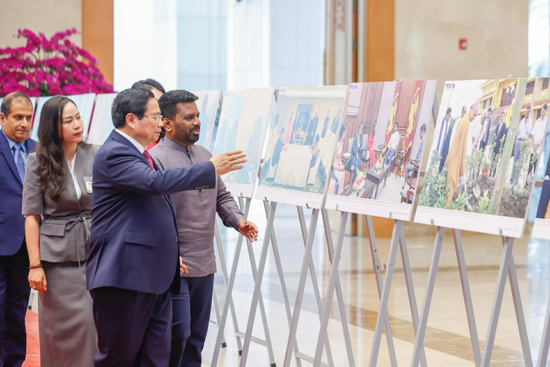 PM Pham Minh Chinh meets with Sri Lankan President Anura Kumara Dissanayaka