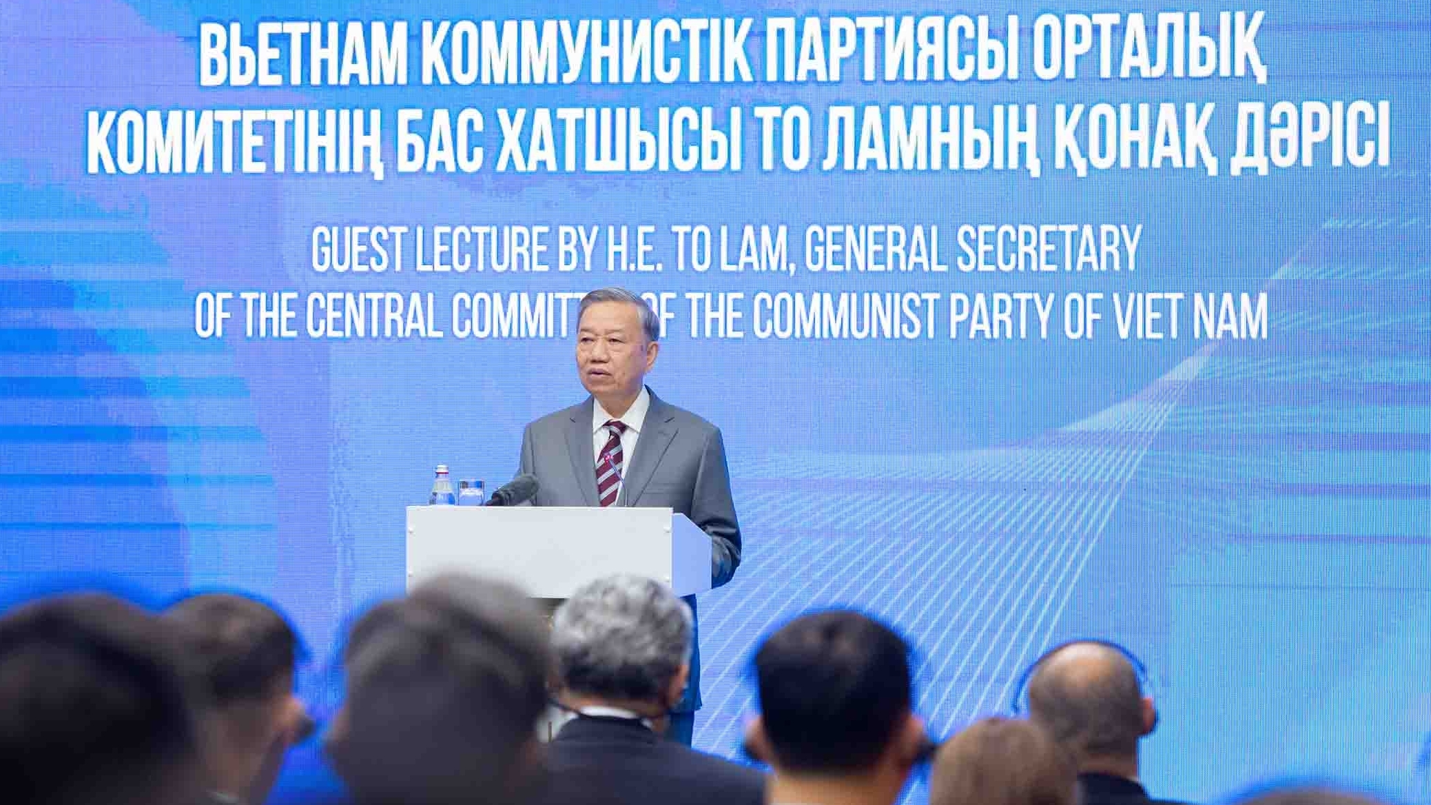 Party chief calls for strengthened five-pillar connectivity in Vietnam–Kazakhstan cooperation