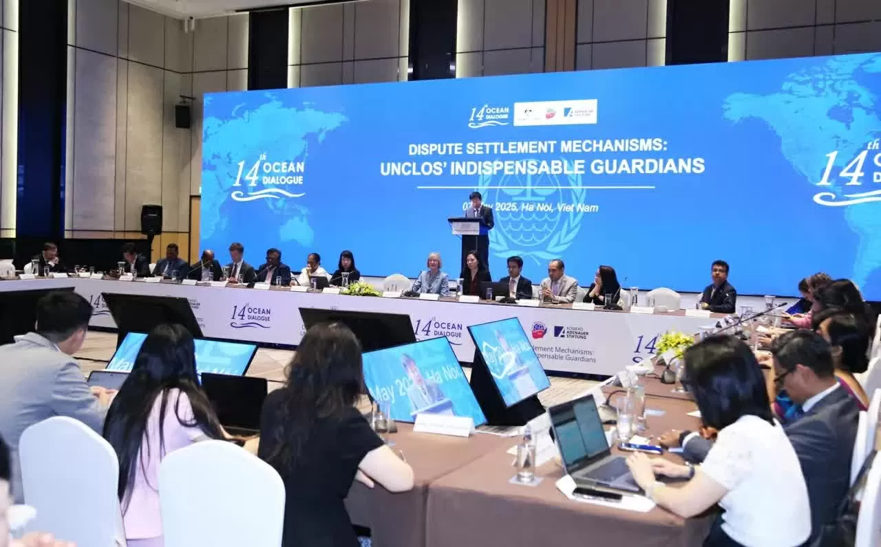 Dialogue is the door to resolving disputes and promoting the progress of the Law of the Sea Dialogue is the door to resolving disputes and promoting the progress of the Law of the Sea