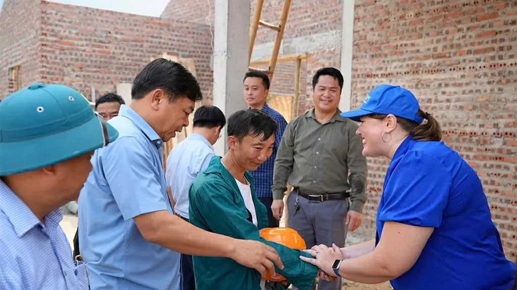 Provide the most practical and meaningful support to disaster-affected communities: MAE and IOM