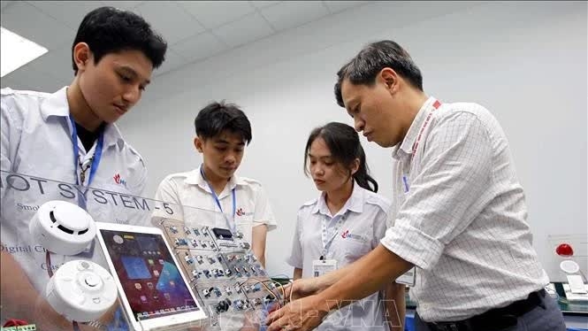Scientific research plays a vital role in developing high-quality human resources in Vietnam