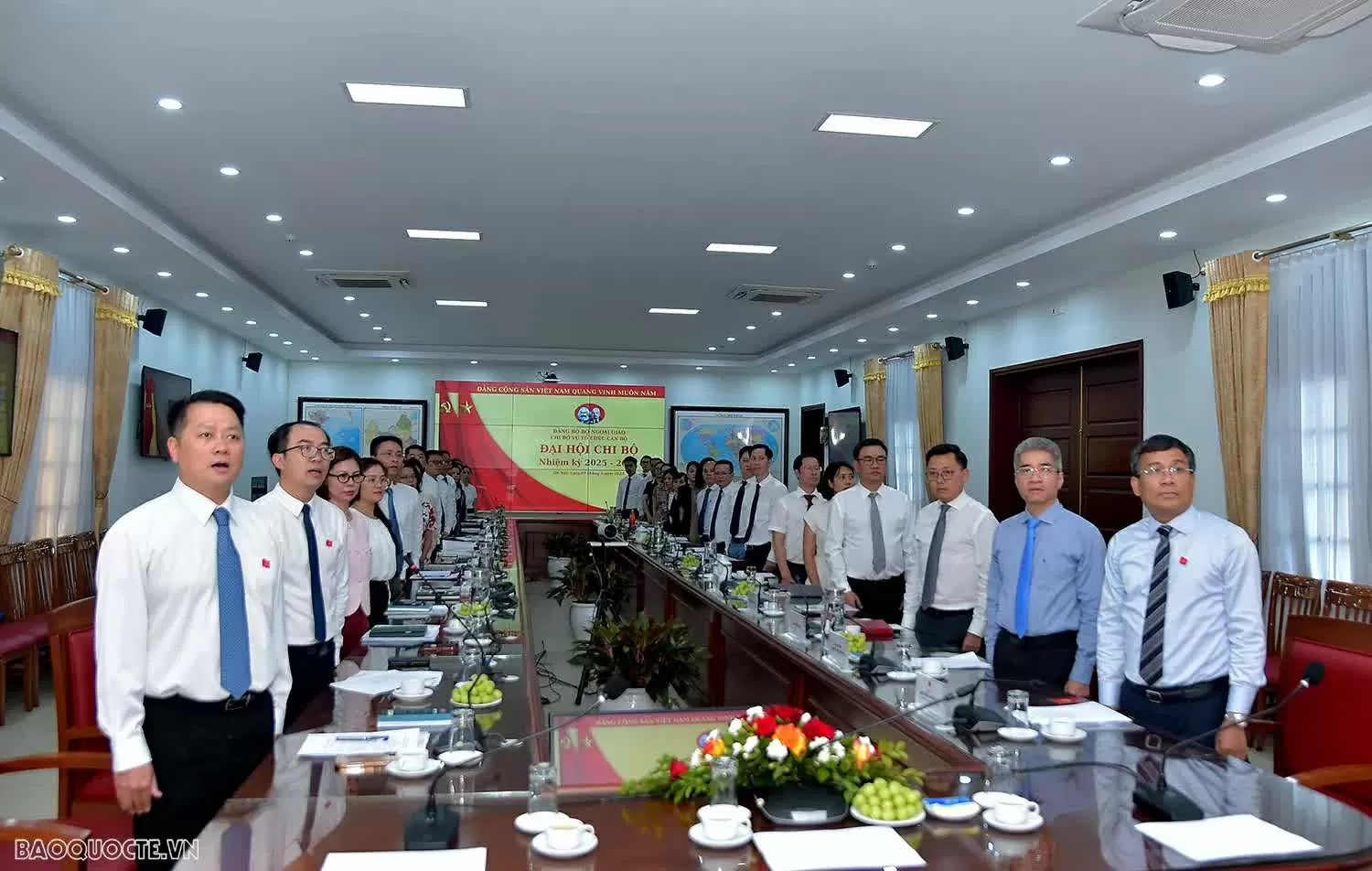 Promoting the role of the political nucleus, improving the effectiveness of the organization and personnel work of the Ministry of Foreign Affairs in