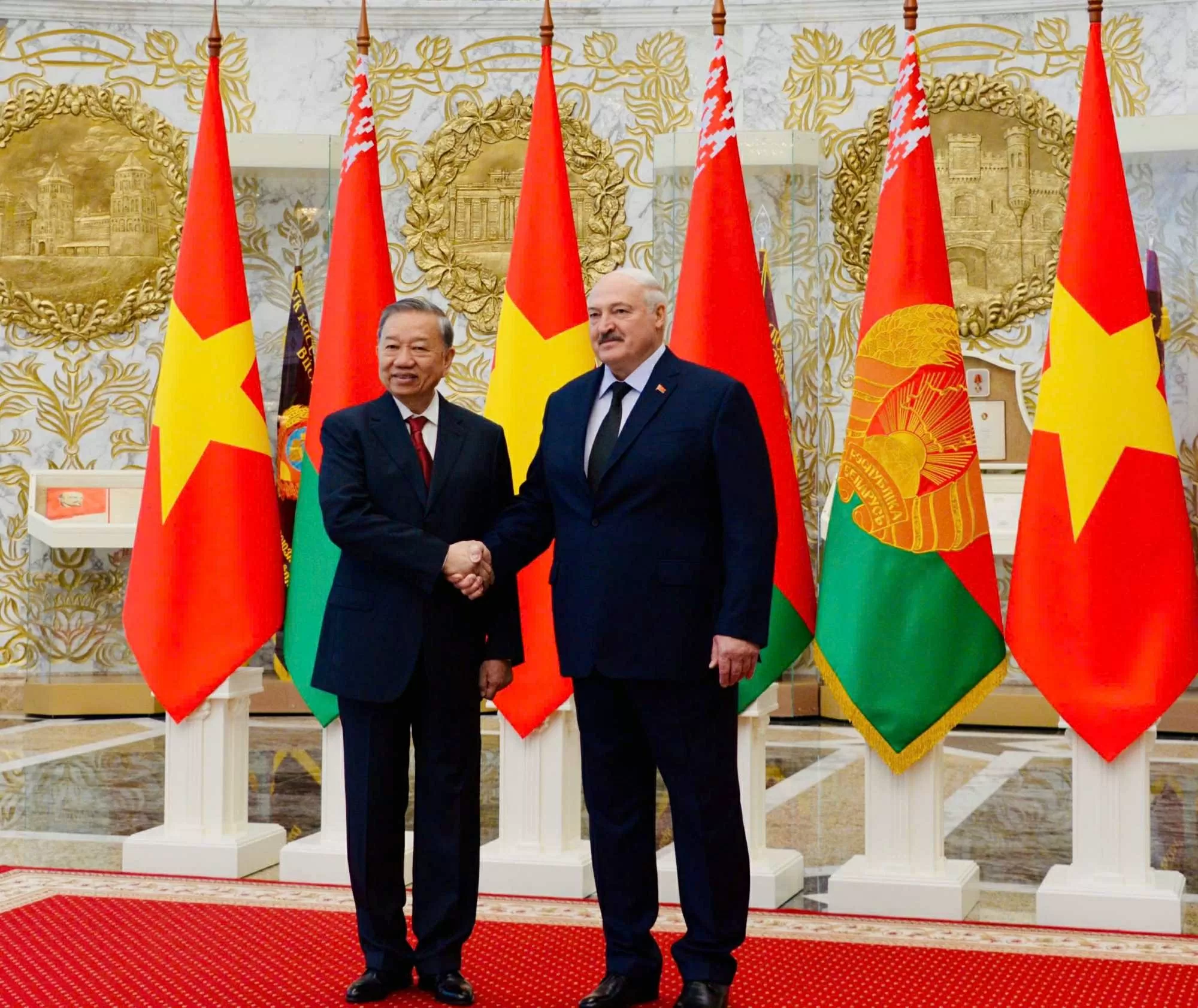 Party General Secretary To Lam, Belarusian President Aleksandr Lukashenko hold talks in Minsk Party General Secretary To Lam, Belarusian President Aleksandr Lukashenko hold talks in Minsk
