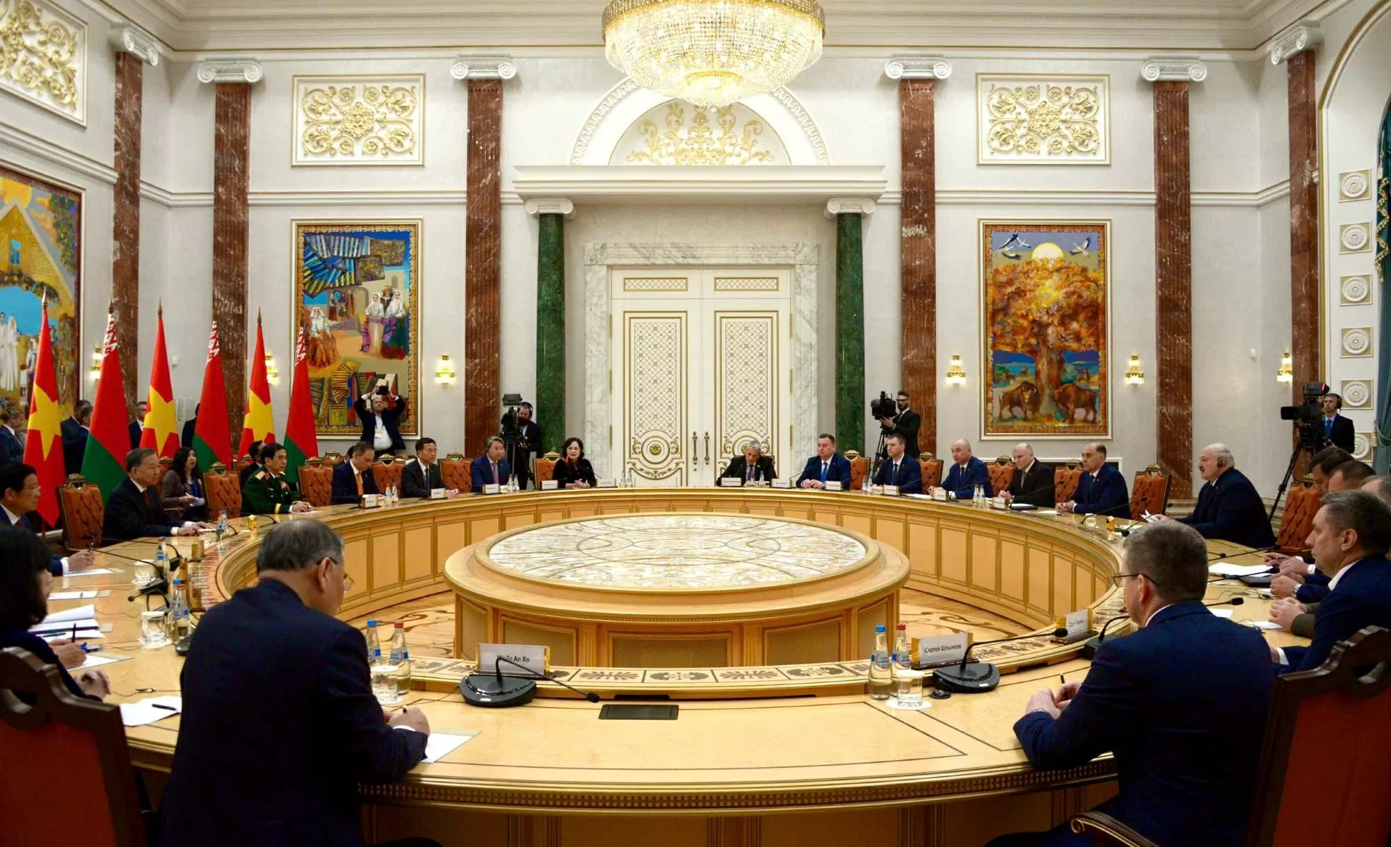 Party General Secretary To Lam, Belarusian President Aleksandr Lukashenko hold talks in Minsk Party General Secretary To Lam, Belarusian President Aleksandr Lukashenko hold talks in Minsk