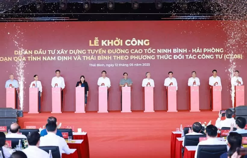 Transport, industrial development essential for Thai Binh to be wealthier: PM Transport, industrial development essential for Thai Binh to be wealthier: PM