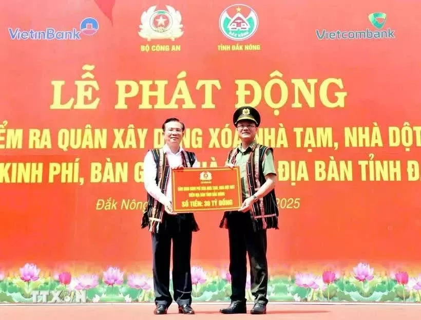 Ministry of Public Security supports Dak Nong in eliminating 500 substandard houses