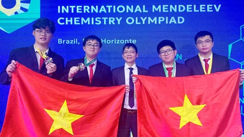 All Vietnamese students win medals at Mendeleev Chemistry Olympiad in Brazil
