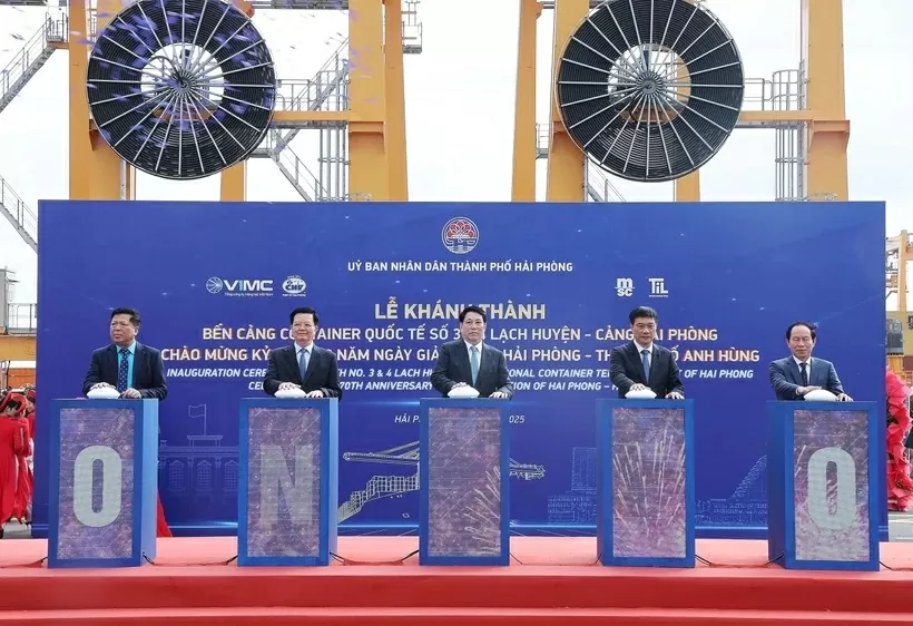 President Luong Cuong attends inauguration of int’l container terminals in Hai Phong