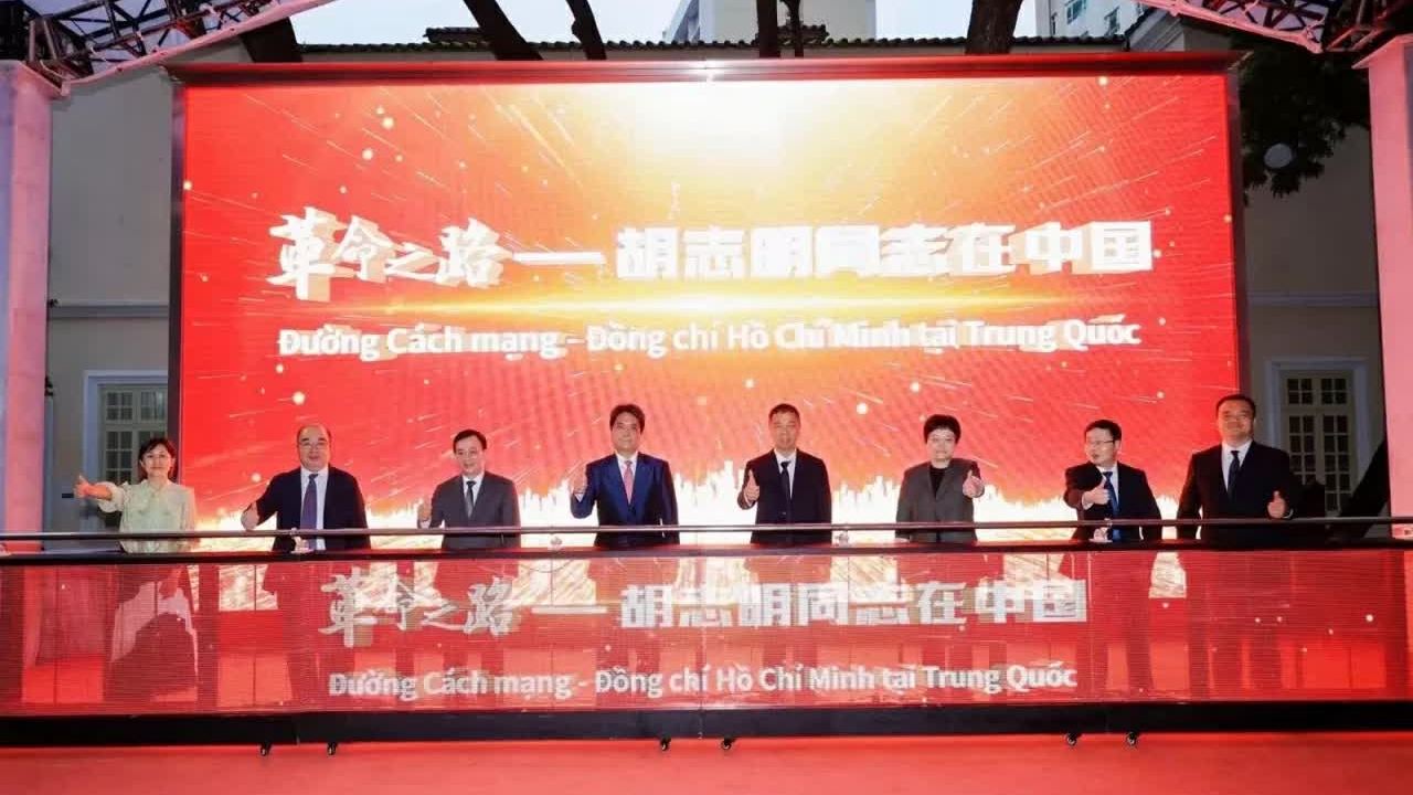 Exhibition 'Revolutionary Path: Comrade Ho Chi Minh in China' opens in Guangzhou