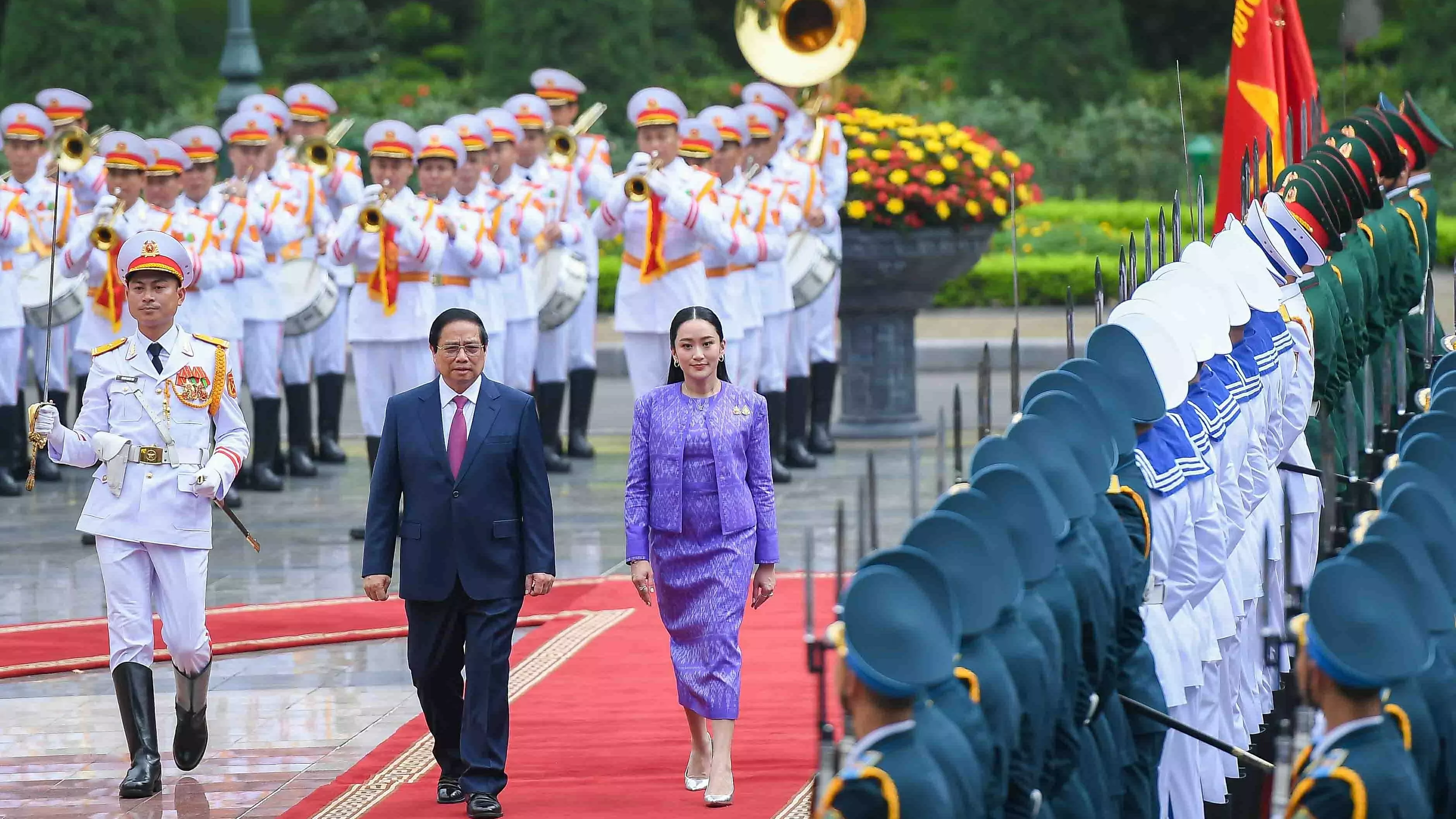 Welcome ceremony held for Thai Prime Minister Paetongtarn Shinawatra in Hanoi