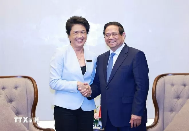 Prime Minister Pham Minh Chinh hosts leaders of seven Thai leading corporations