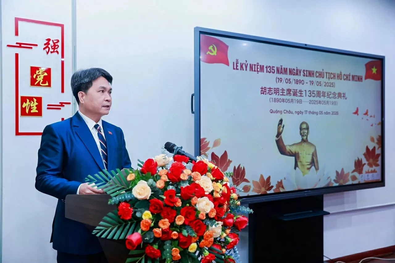 Ceremony to mark 135th birthday of President Ho Chi Minh in China's Guangzhou