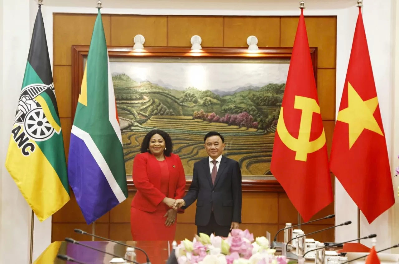 Vietnam, South Africa Party officials hold talks in Hanoi Vietnam, South Africa Party officials hold talks in Hanoi