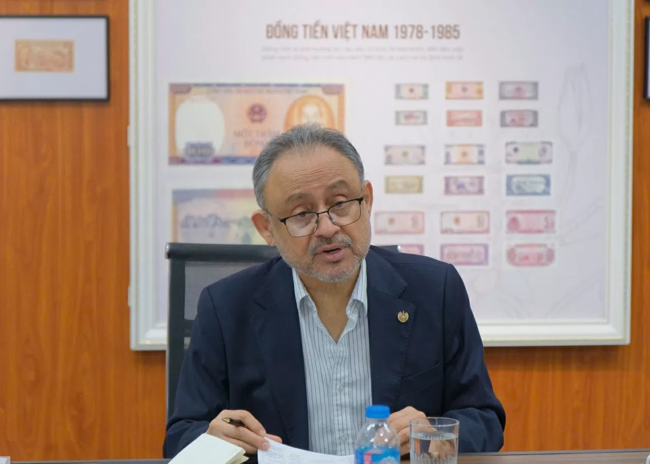 Đại sứ El Salvador Ruben Omar Orozco Burgos mong muốn mở ra những cơ hội để công ty Q&T trở thành nhà đầu tư đất nước Mỹ Latinh. (Ảnh: Xuân Sơn)