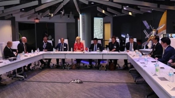 Vietnam promotes strategic cooperation with leading US corporations: Minister