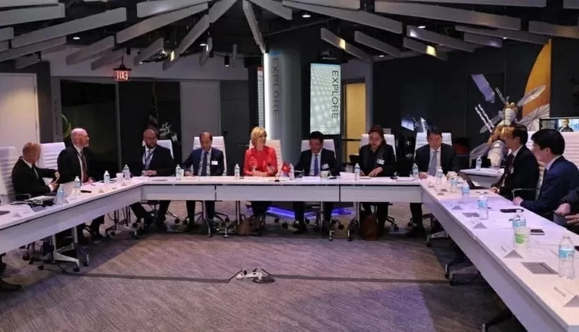 Vietnam promotes strategic cooperation with leading US corporations: Minister