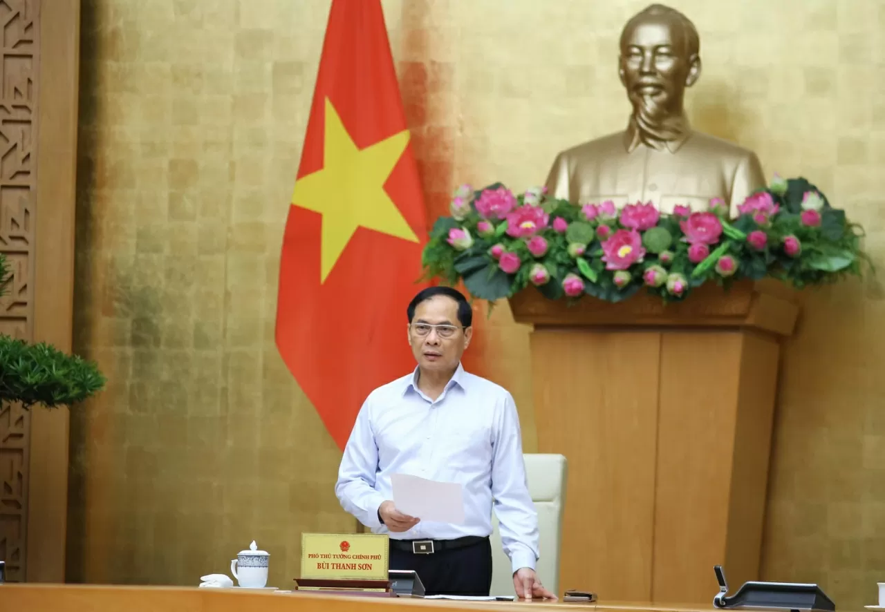 Deputy PM Bui Thanh Son chairs meeting to assess hosting of 4th P4G Summit in Vietnam Deputy PM Bui Thanh Son chairs meeting to assess hosting of 4th P4G Summit in Vietnam
