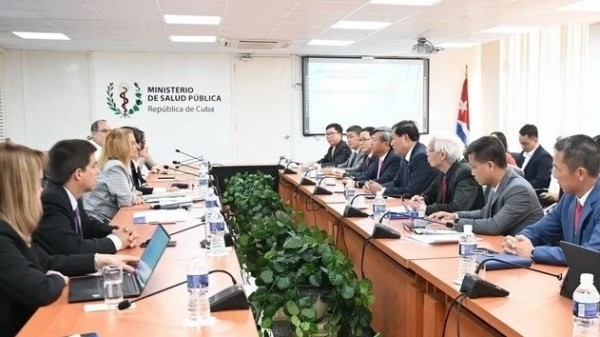 Vietnam, Cuba officials deepen health partnership with focus on biopharmaceuticals
