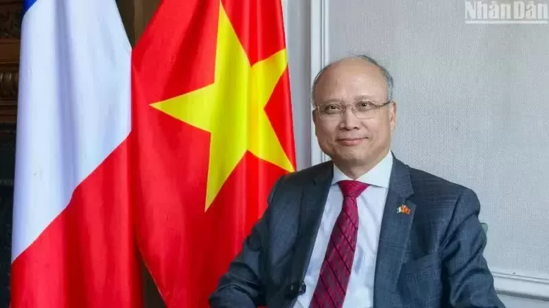 Ambassador Dinh Toan Thang: Prioritizing and strongly committing to the Vietnam-France Comprehensive Strategic Partnership Ambassador Dinh Toan Thang: Prioritizing and strongly committing to the Vietnam-France Comprehensive Strategic Partnership