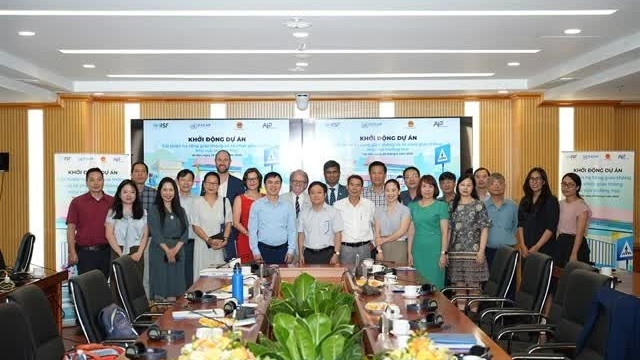 AIP Foundation launches new programme for ensuring safer journeys to school across Vietnam