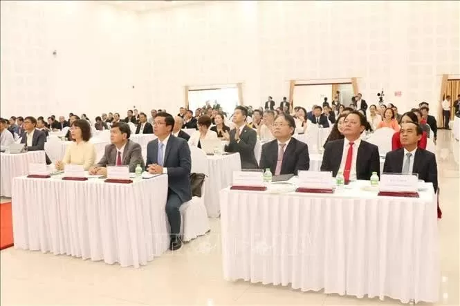 Lao forum, trade fair promote development of East-West economic corridor Lao forum, trade fair promote development of East-West economic corridor