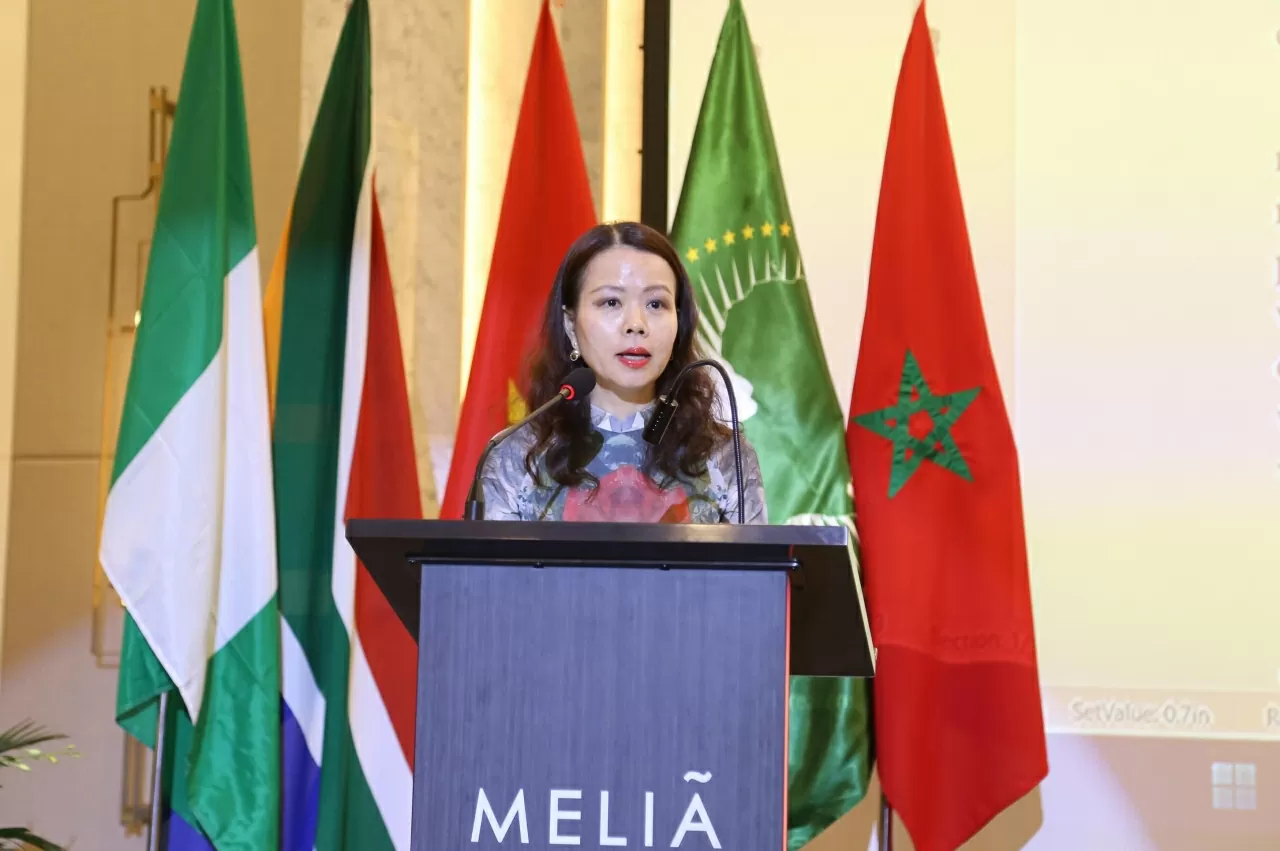 Thứ trưởng Nguyễn Minh Hằng đánh giá cao vị thế và uy tín của Liên minh châu Phi (AU) tại khu vực và trên toàn cầu. (Ảnh: Thành Long)