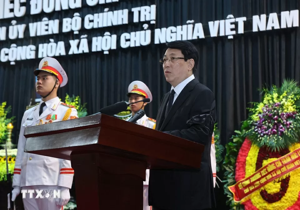 Memorial service held for former State President Tran Duc Luong Memorial service held for former State President Tran Duc Luong