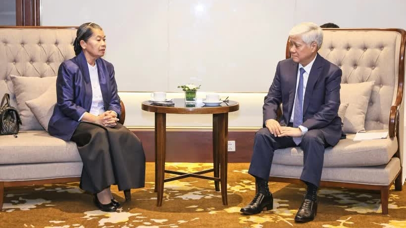 Vietnam Fatherland Front leader hosts Cambodian People's Party delegation