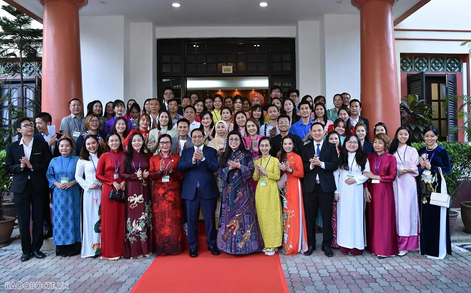 Prime Minister Pham Minh Chinh meets with the Vietnamese community in Malaysia on May 25. (Photo: VNA) Prime Minister Pham Minh Chinh meets with the Vietnamese community in Malaysia on May 25. (Photo: VNA)