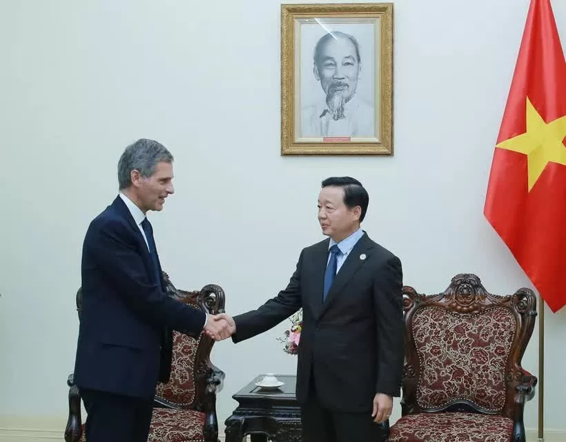Vietnam encourages France's CMA-CGM to lead green maritime transformation Vietnam encourages France's CMA-CGM to lead green maritime transformation