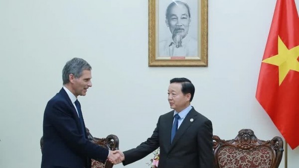 Deputy Prime Minister encourages France's CMA-CGM to lead green maritime transformation