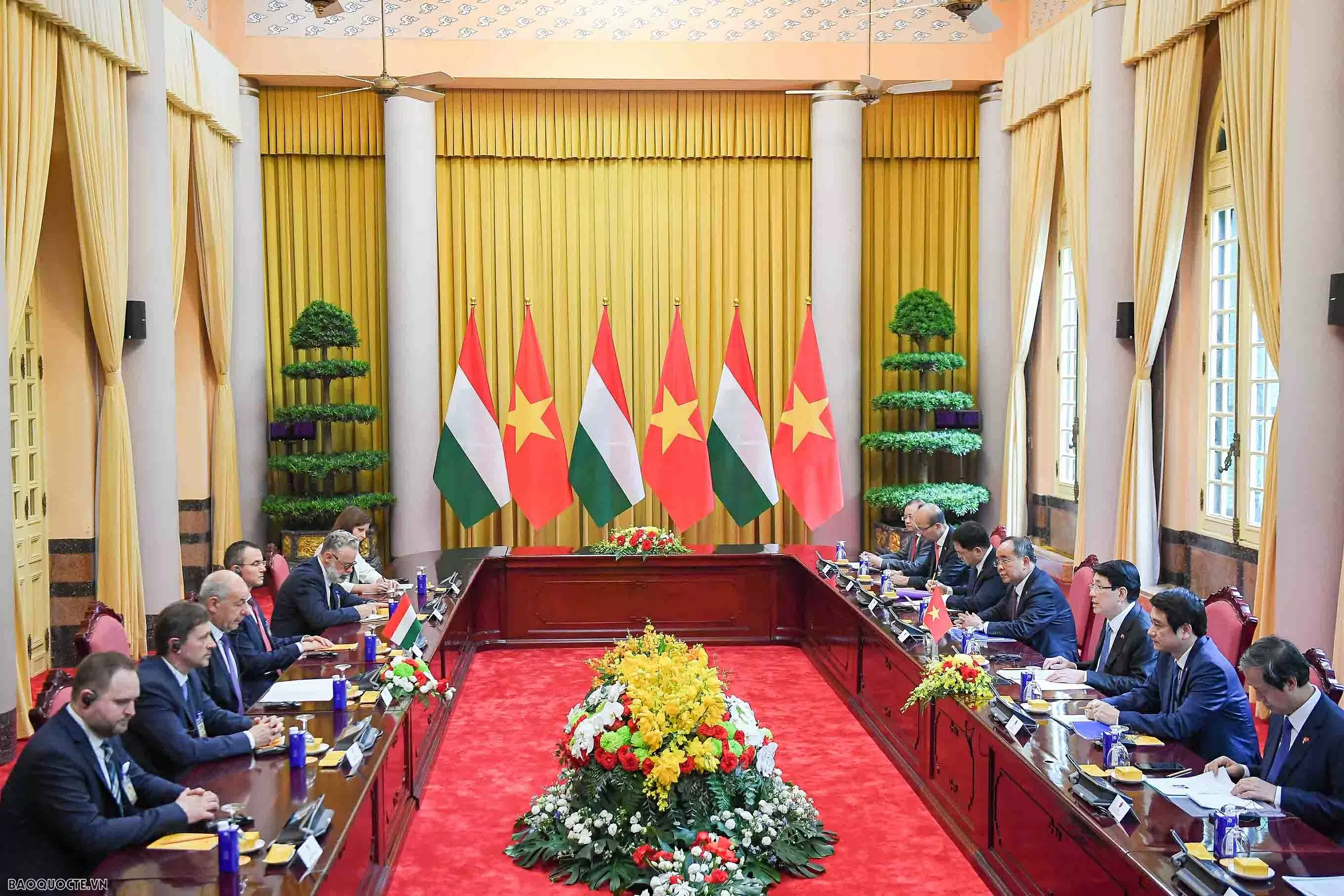 President Luong Cuong, Hungarian President Sulyok Tamas hold talks to enhance cooperation President Luong Cuong, Hungarian President Sulyok Tamas hold talks to enhance cooperation