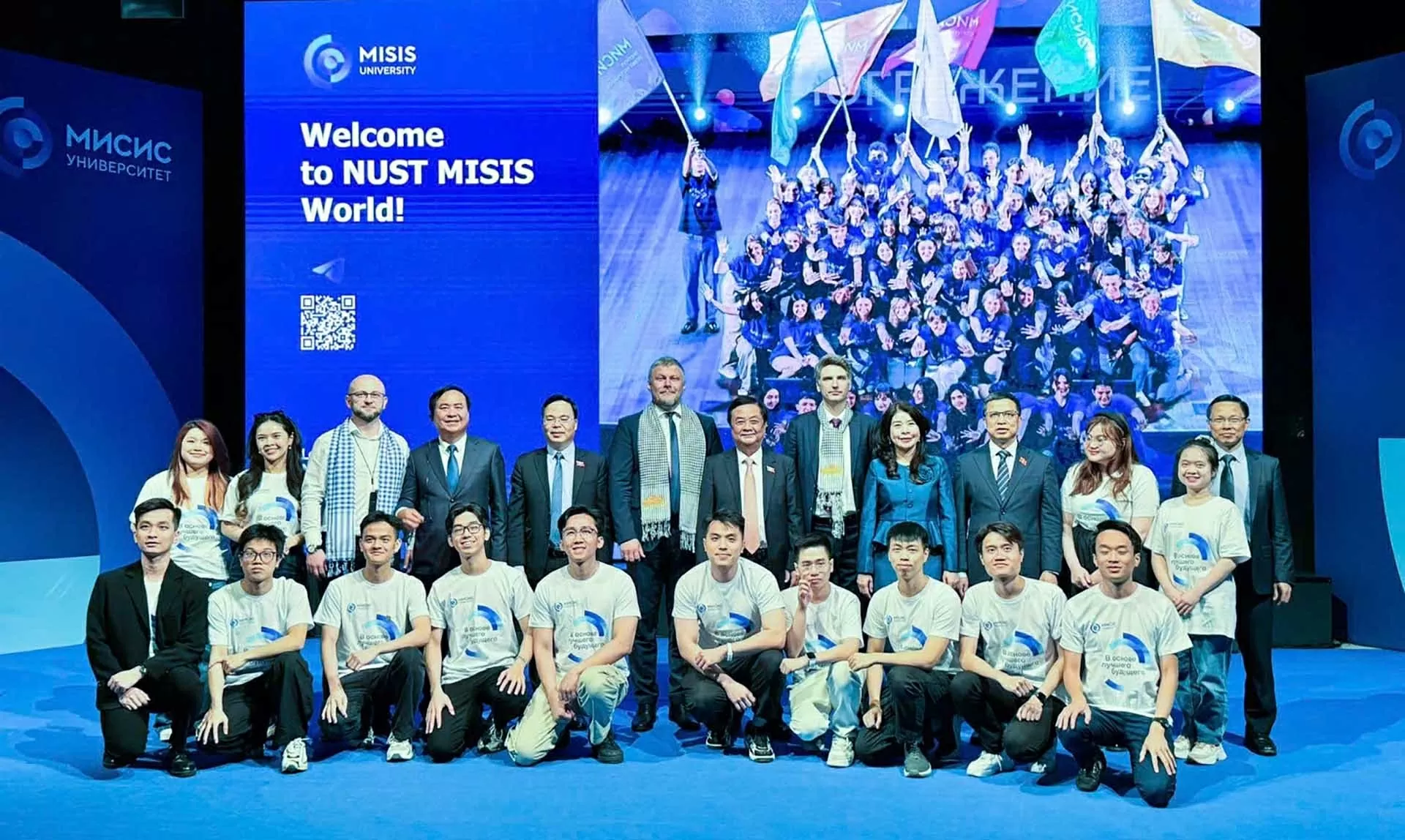 Vietnamese and Russian legislators hold talks to enhance parliamentary cooperation