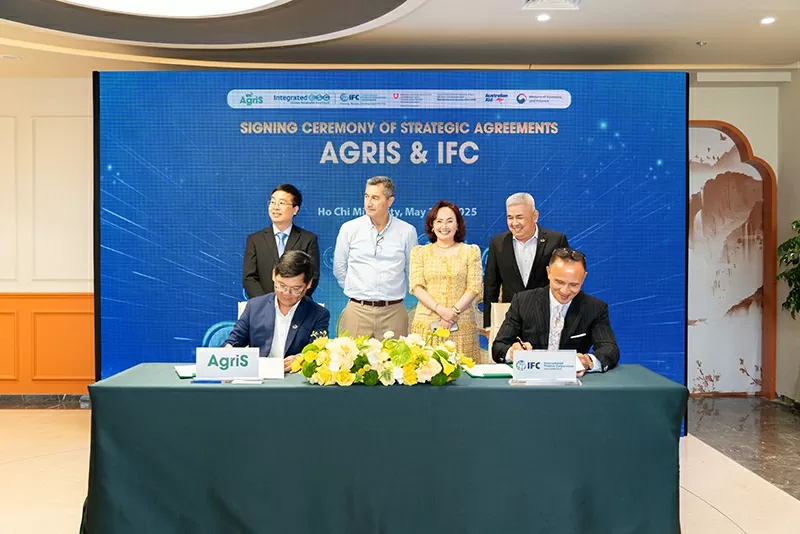 AgriS Partners with IFC: Optimising Environmental and Social Management System, Accelerating Net Zero 2035 Goal AgriS Partners with IFC: Optimising Environmental and Social Management System, Accelerating Net Zero 2035 Goal