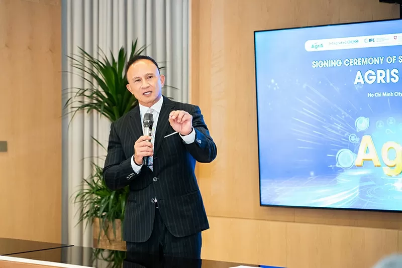 Mr. Darryl Dong emphasised the importance of enhanced ESG governance in setting a new benchmark for Vietnamese agriculture. Mr. Darryl Dong emphasised the importance of enhanced ESG governance in setting a new benchmark for Vietnamese agriculture.