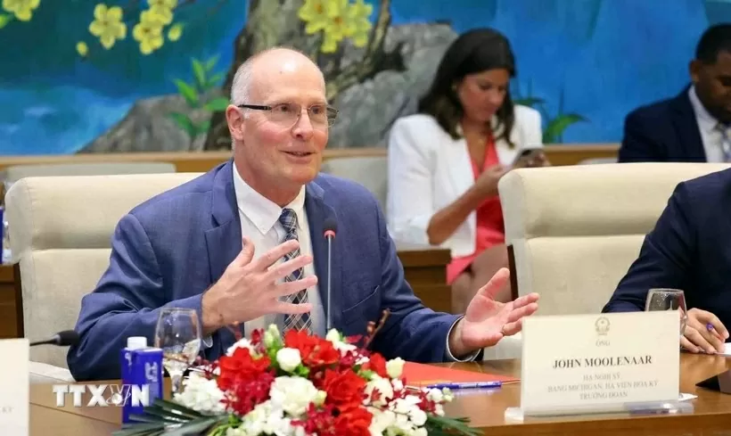 Party Secretary Tran Luu Quang receives delegation of bipartisan U.S. Congressmen Party Secretary Tran Luu Quang receives delegation of bipartisan U.S. Congressmen